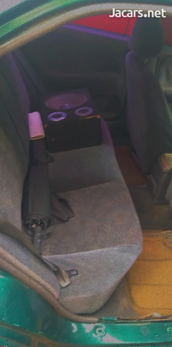 Mitsubishi Lancer 2,0L 1999-5