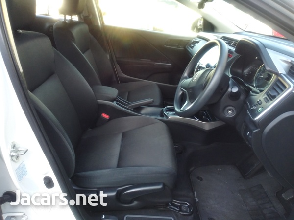 Honda Grace 1,5L 2017-6