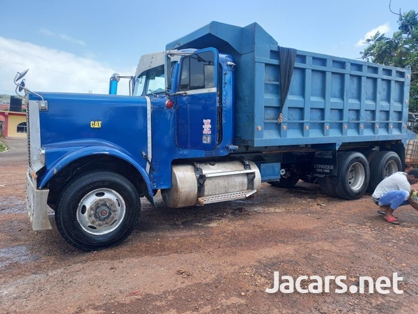 1995 Freightliner-3