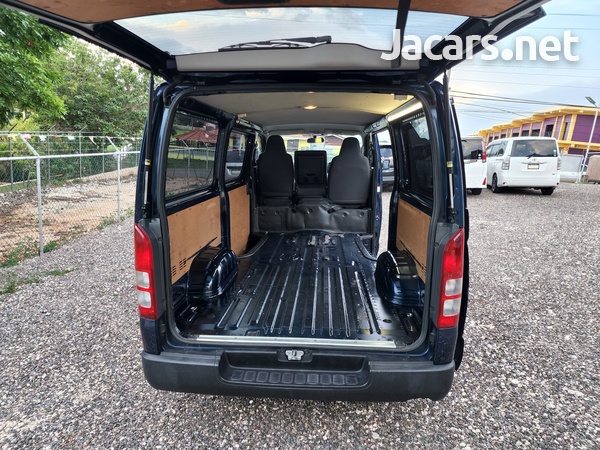 TOYOTA HIACE 2014, NEWLY IMPORTED, IMMACULATE CONDITION, DUAL AC, DIESEL ENGINE.-6