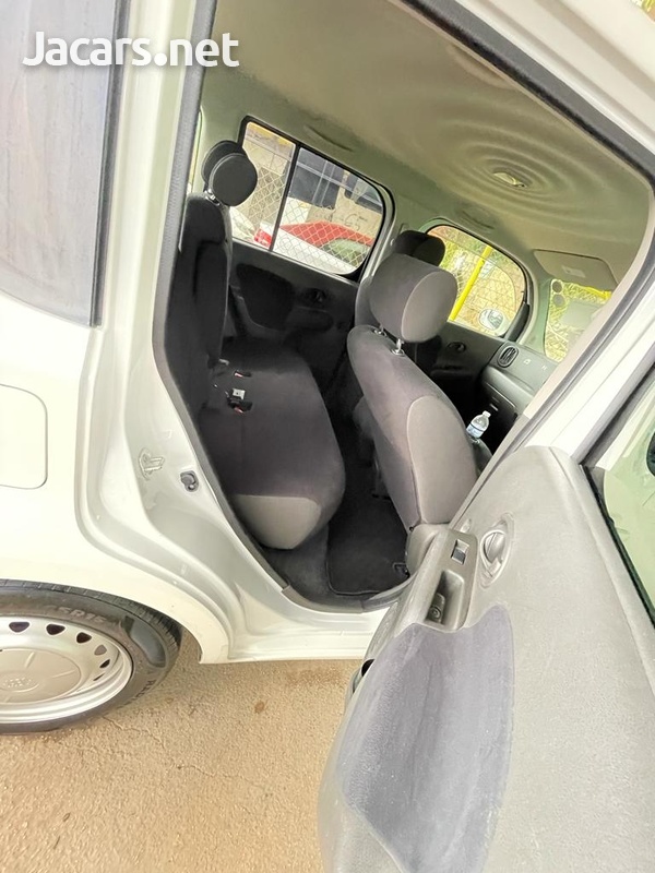 Nissan Cube 1,5L 2015-3