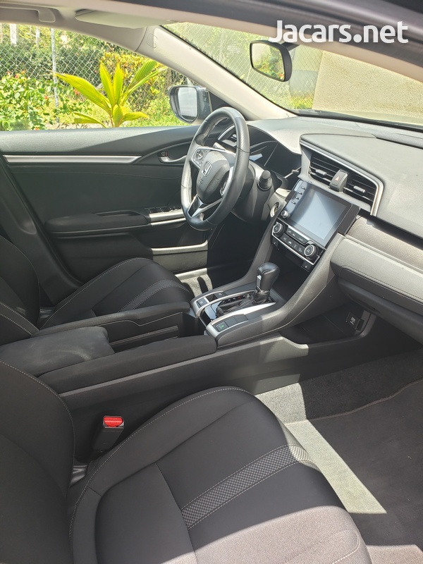 Honda Civic 2,0L 2020-6