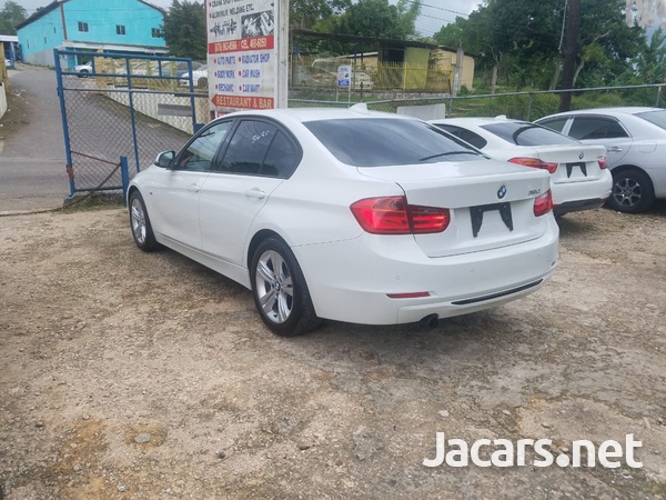 BMW 3-Series 2,0L 2013-3