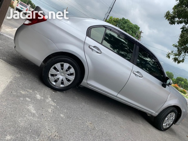 Toyota Axio 1,5L 2014-3