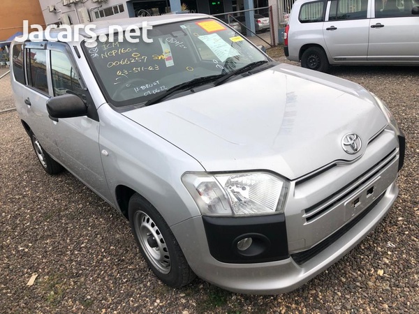 Toyota Probox 1,5L 2017-1