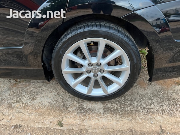 Toyota Wish 1,8L 2012-12