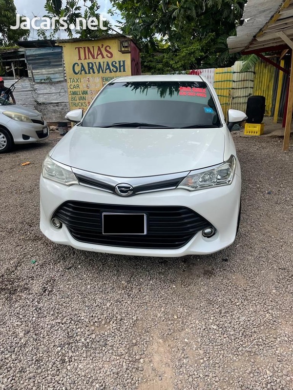 Toyota Axio 2,0L 2015-1