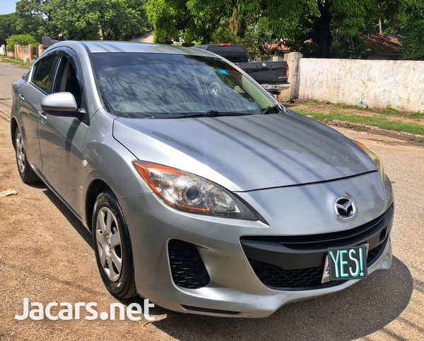 Mazda Axela 1,5L 2012-1