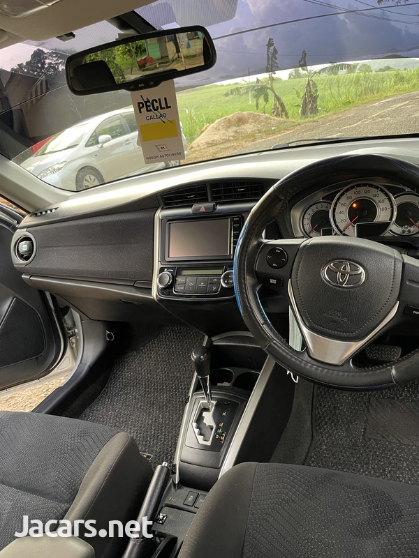 Toyota Fielder 1,8L 2014-7