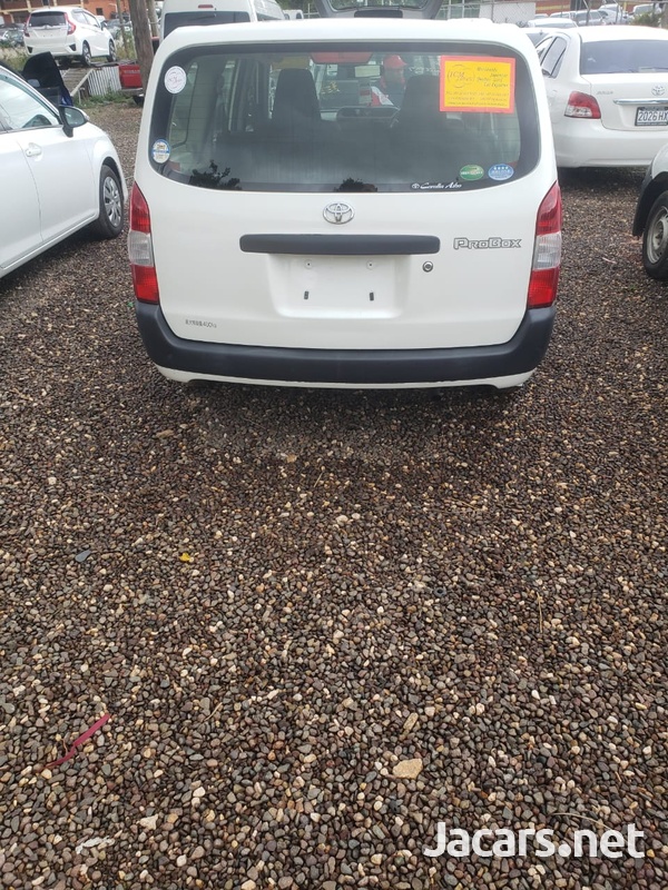 Toyota Probox 1,5L 2017-4