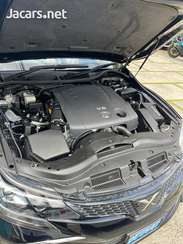 Toyota Mark X 2,5L 2018-4