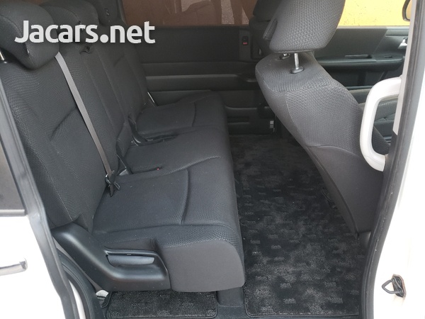Honda Stepwgn Spada 2,0L 2013-14