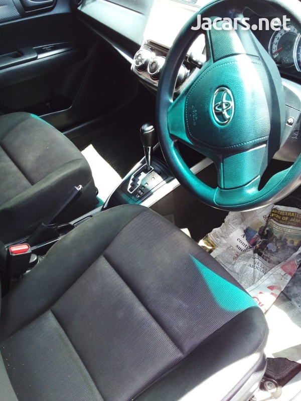 Toyota Fielder 1,5L 2013-5