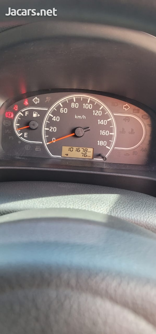 Nissan AD Wagon 1,5L 2017-15