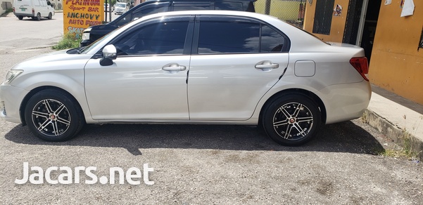 Toyota Axio 1,3L 2014-4