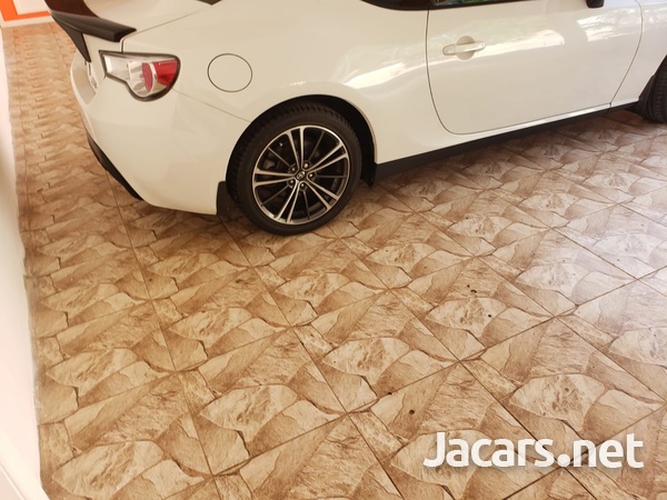 Toyota Scion 1,5L 2015-13