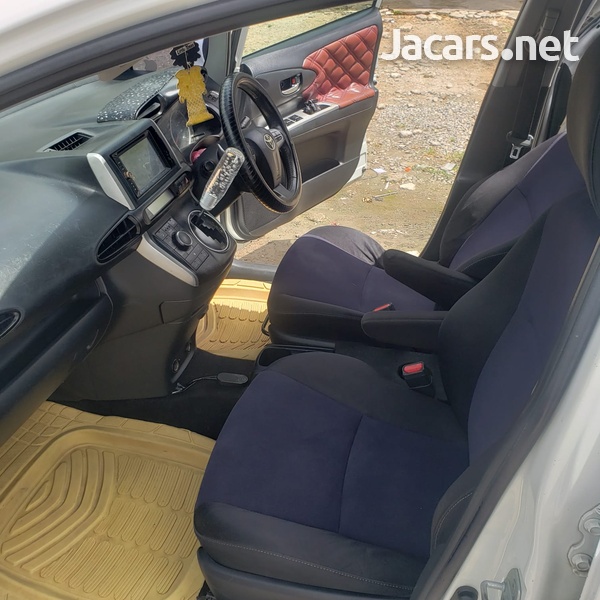 Toyota Wish 1,8L 2011-2