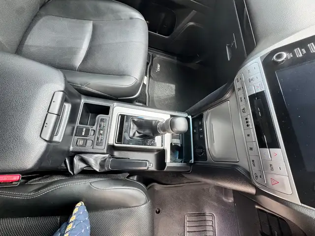Toyota Prado 2,8L 2022, Kingston - 10