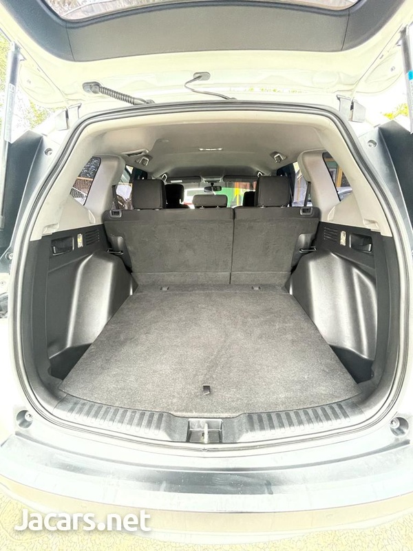 Honda CR-V 2,0L 2019-10