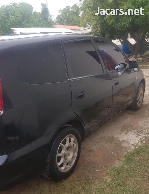 Honda Stream 2,0L 2001-3