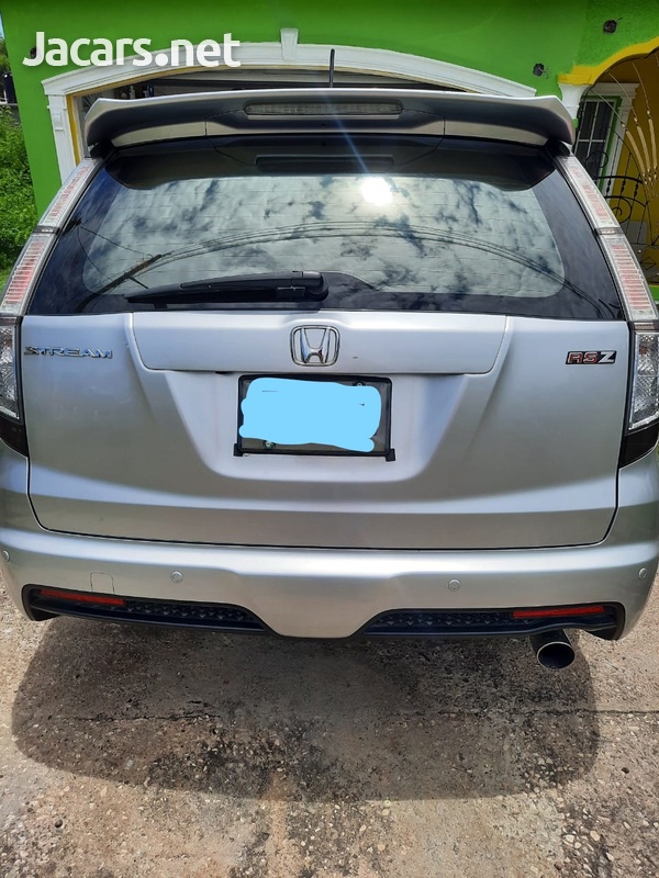 Honda Stream 1,8L 2014-5