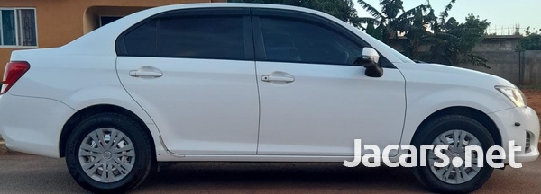 Toyota Axio 1,5L 2014-3