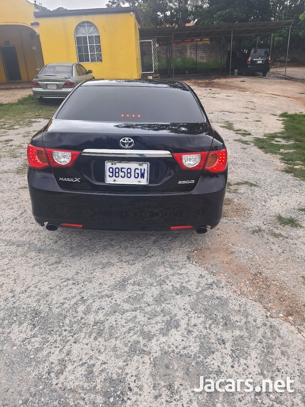 Toyota Mark X 2,0L 2010-3