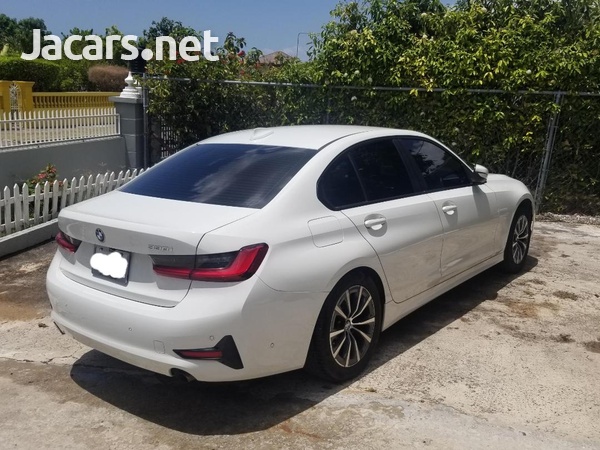 BMW 3-Series 2,0L 2021-4