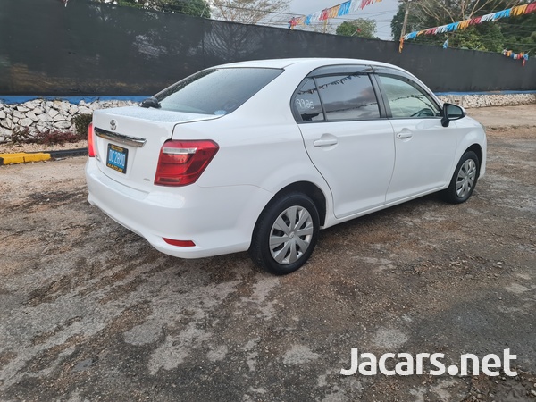 Toyota Axio 1,5L 2017-3