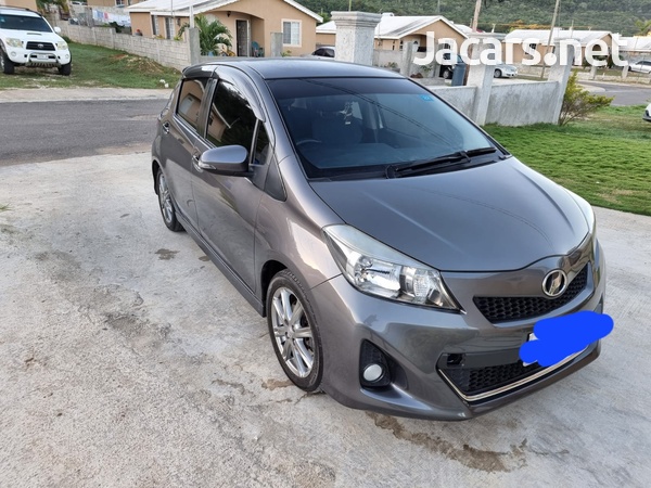 Toyota Vitz 1,3L 2013-2