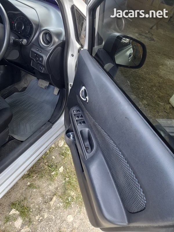 Nissan Note 1,2L 2013-6