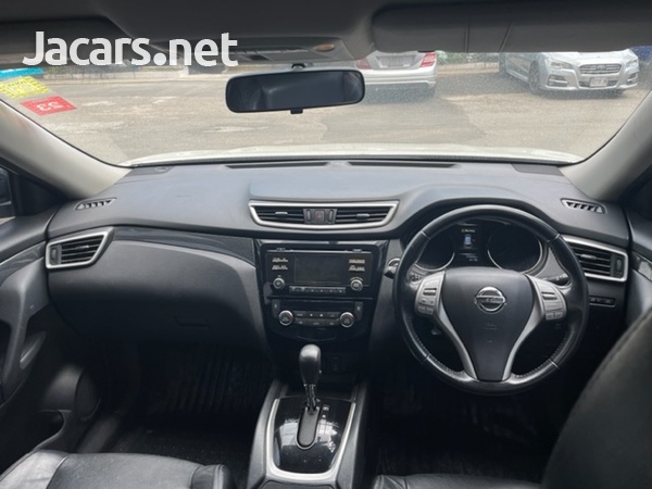 Nissan X-Trail 2,0L 2015-7