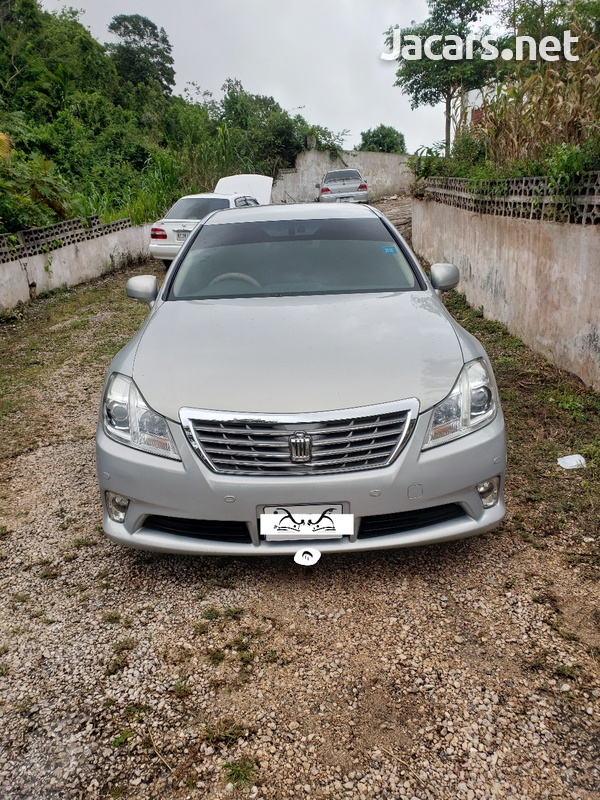 Toyota Crown 3,5L 2010-10