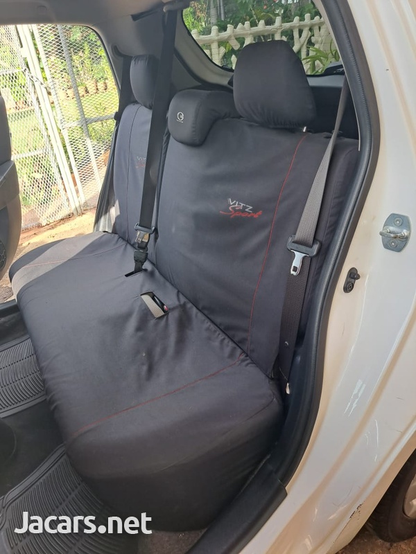 Toyota Vitz 1,3L 2012-12