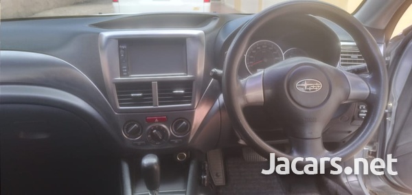 Subaru Impreza 2,0L 2010-8