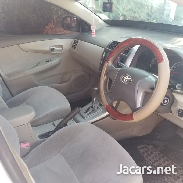 Toyota Axio 1,5L 2012-6