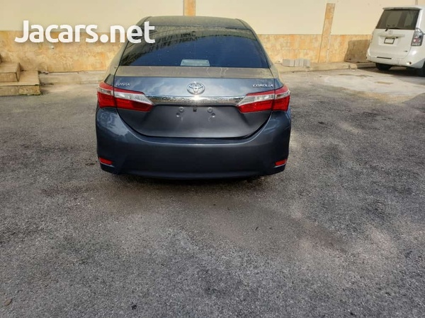 Toyota Corolla XLi 1,6L 2015-4