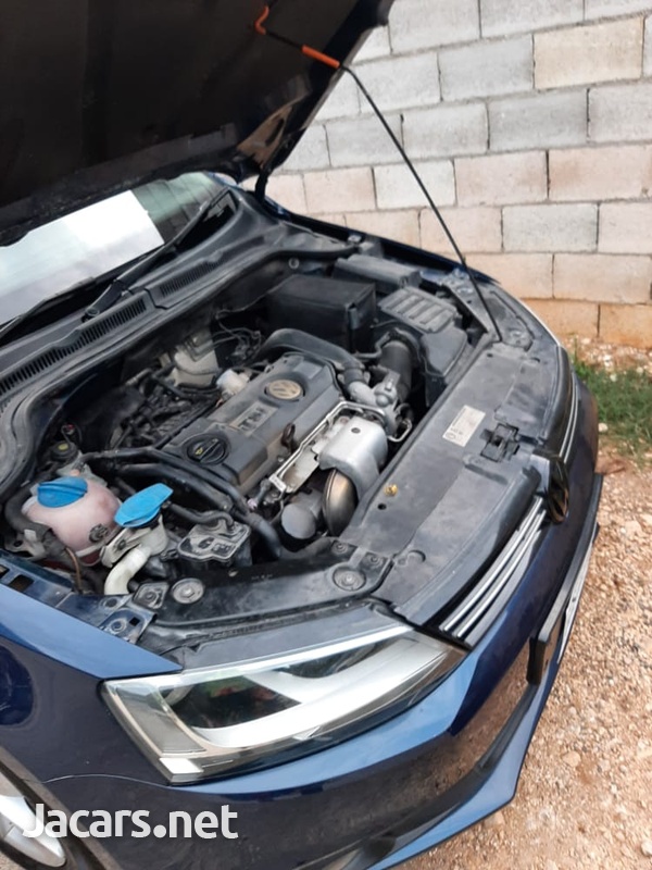Volkswagen Jetta 1,4L 2014-3