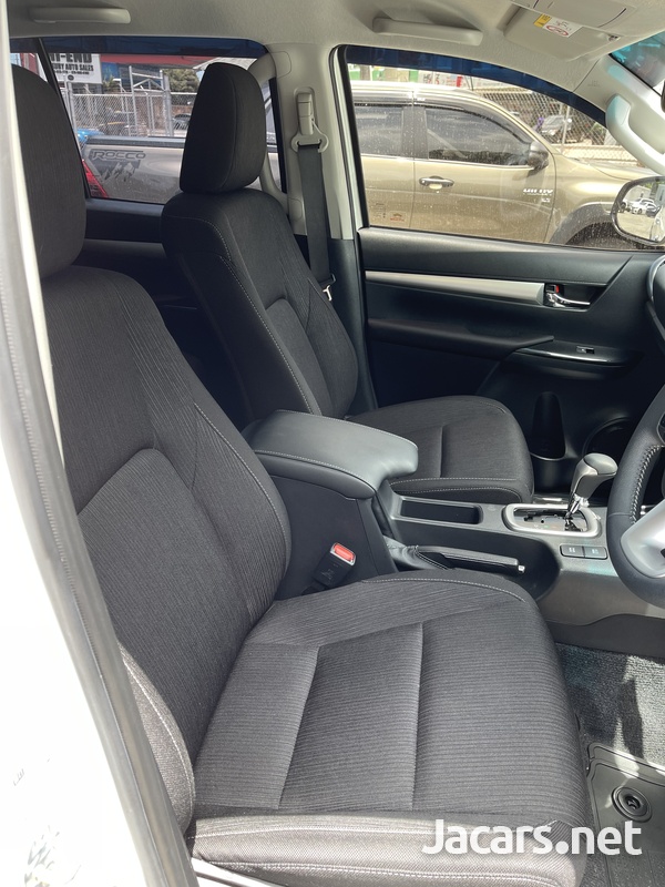 Toyota Hilux 2,8L 2022-11