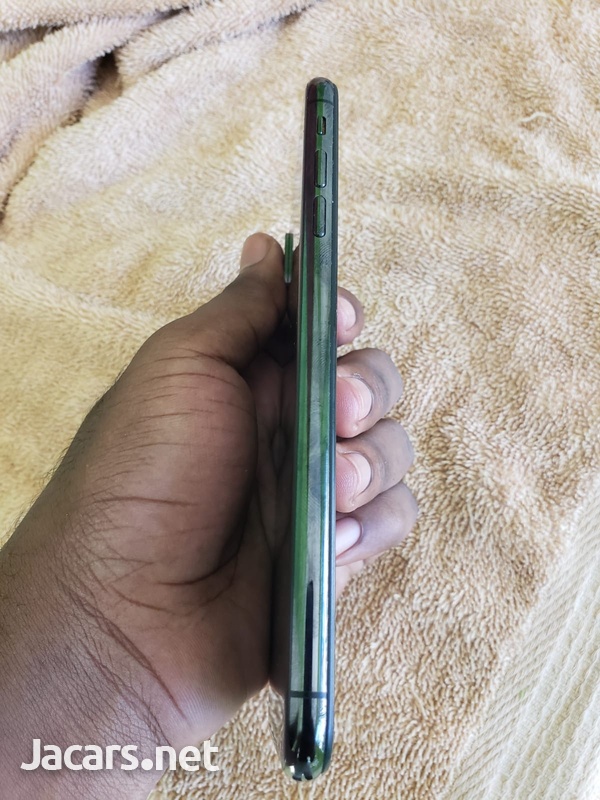 iPhone XS Max-4