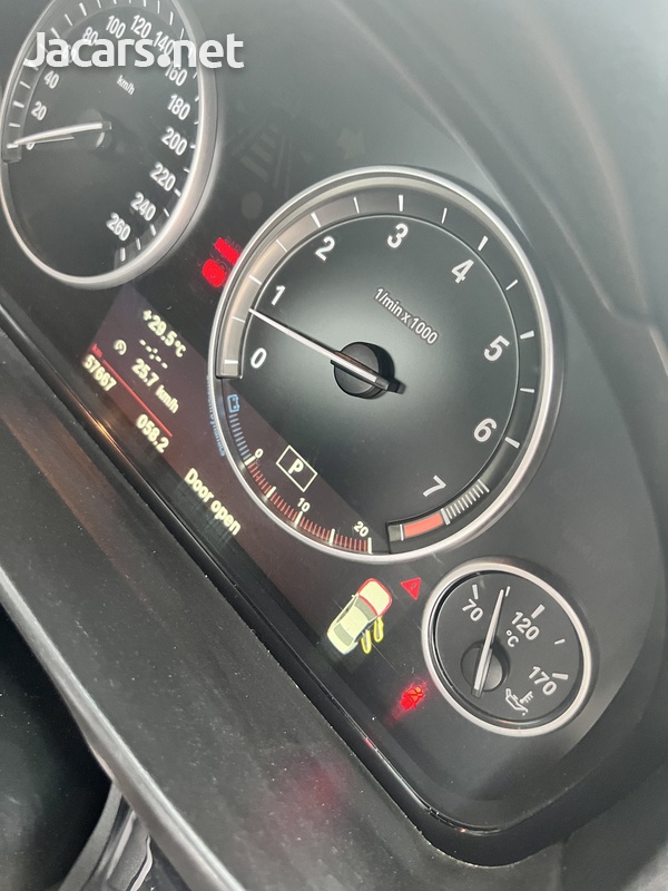 BMW 5-Series 2,0L 2012-9