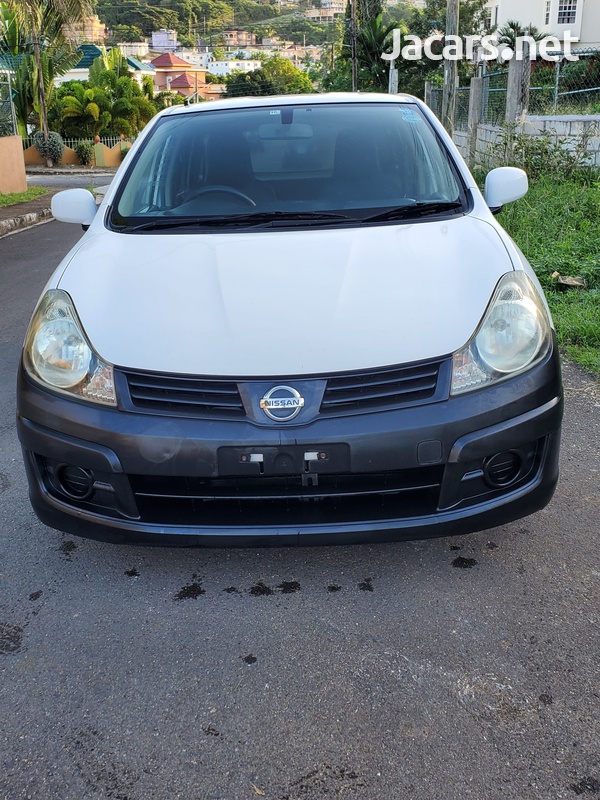 Nissan AD Wagon 1,5L 2014-4