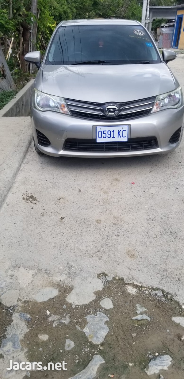 Toyota Axio 1,5L 2013-4