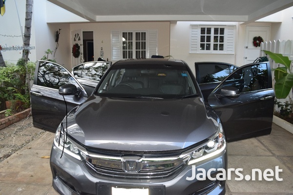 Honda Accord 2,0L 2018-1