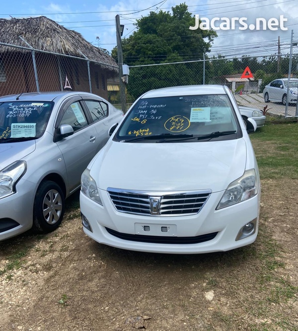 Toyota Premio 1,8L 2012-1