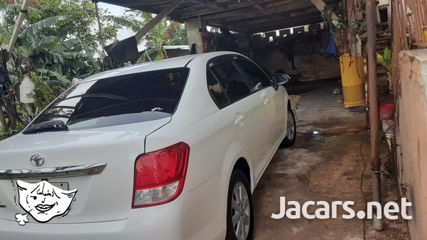 Toyota Axio 1,5L 2014-3