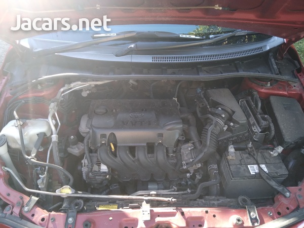 Toyota Corolla XLi 1,5L 2014-6