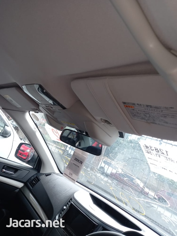 Subaru Legacy 2,5L 2012-5