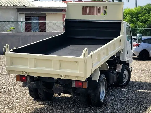 Isuzu Elf Truck 4,8L 2006, Saint Mary - 6