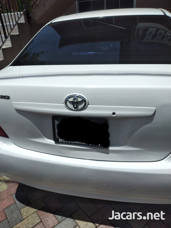 Toyota Axio 1,5L 2012-9
